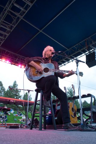 04-arlo-guthrie-denver-botanic-gardens-4