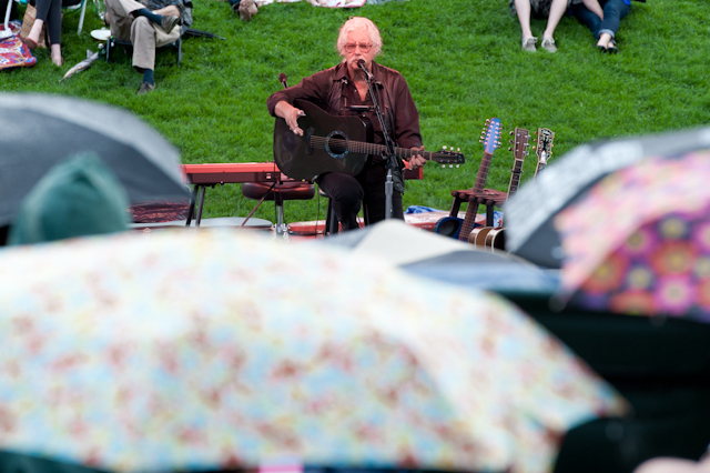 08-arlo-guthrie-denver-botanic-gardens-8