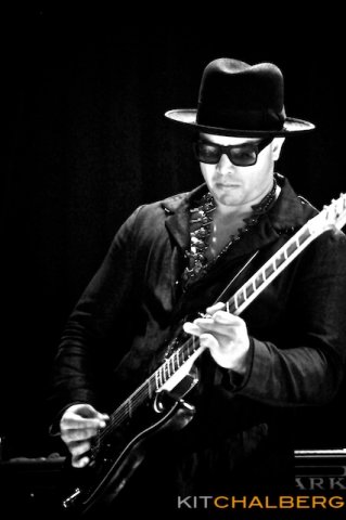 kit-chalberg-gary-clark-jr-ogden-theatre-10-11-13-22815