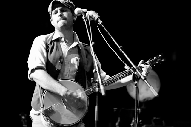 06-gregory-alan-isakov-8-4-13