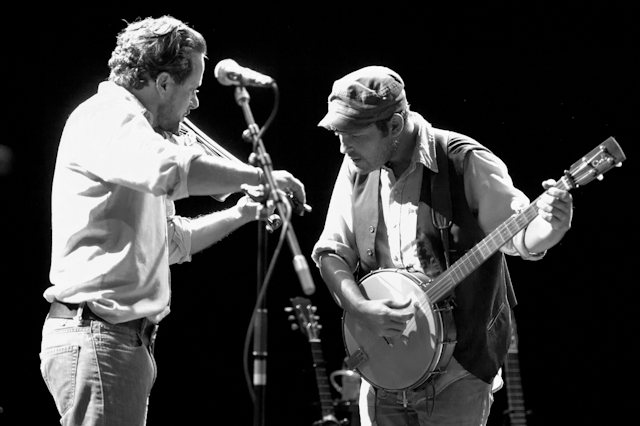 07-gregory-alan-isakov-8-4-13