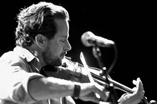 09-gregory-alan-isakov-8-4-13