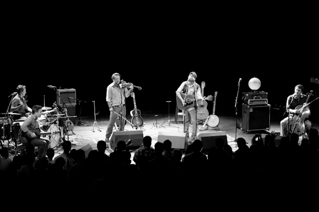15-gregory-alan-isakov-8-4-13