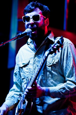 06-dr-dog-4