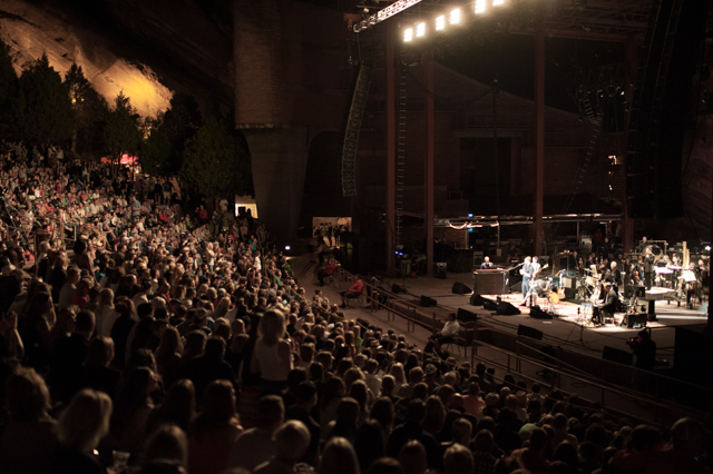 02-amos-lee-and-colorado-symphony-17