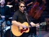 02-amos-lee-and-colorado-symphony-5