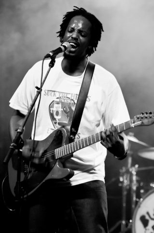 07-black-joe-lewis-bluebird