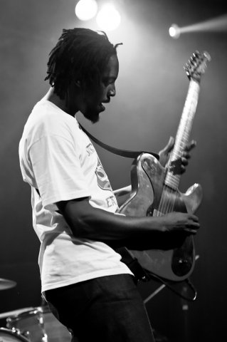 11-black-joe-lewis-bluebird