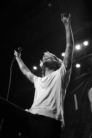 chiodos0001_0