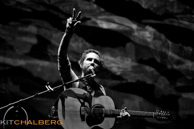 john-butler-trio-red-rocks-30123
