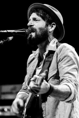 04-ray-lamontagne-fox-fmqb-11