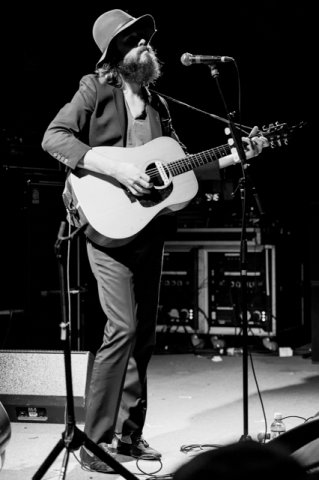 04-father-john-misty-fox-fmqb-1