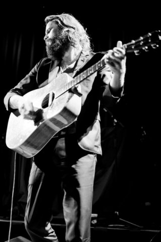 04-father-john-misty-fox-fmqb-13