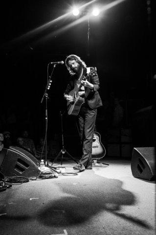 04-father-john-misty-fox-fmqb-15