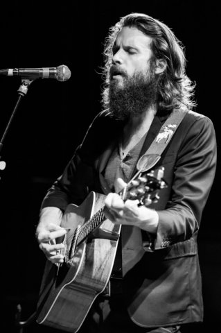 04-father-john-misty-fox-fmqb-16