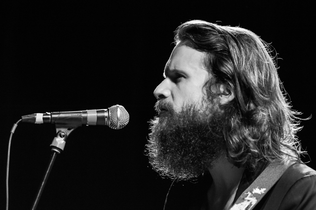 04-father-john-misty-fox-fmqb-17