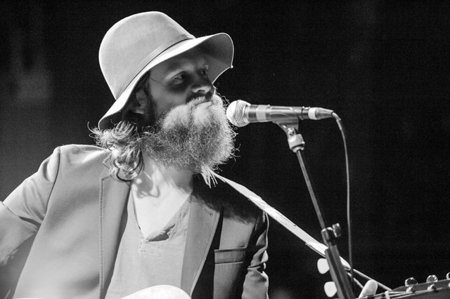 04-father-john-misty-fox-fmqb-2