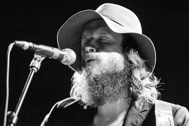 04-father-john-misty-fox-fmqb-5
