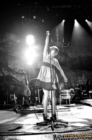 kit-chalberg-lumineers-marquee-magazine-red-rocks-9-15-13-19771