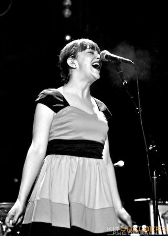 kit-chalberg-lumineers-marquee-magazine-red-rocks-9-15-13-19795