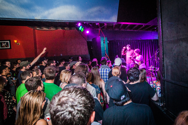 crowd-9