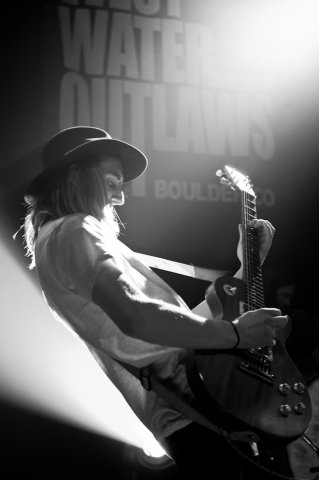 04-west-water-outlaws-7